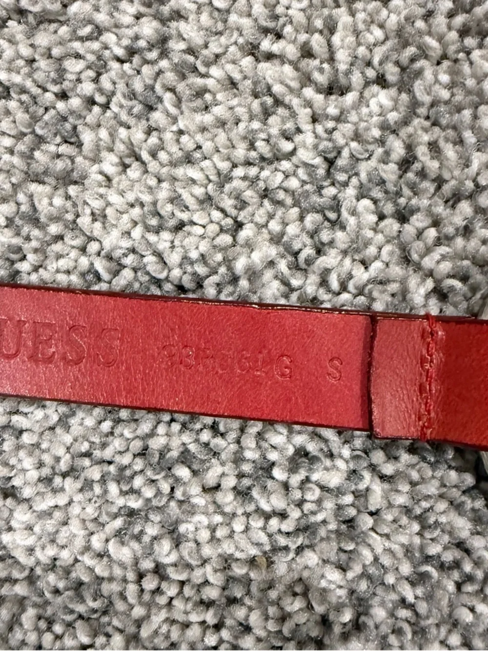 Guess Full Grain Leather .5 “ 5 Silver O-Rings Red Belt Hangs Around Hip Boho S